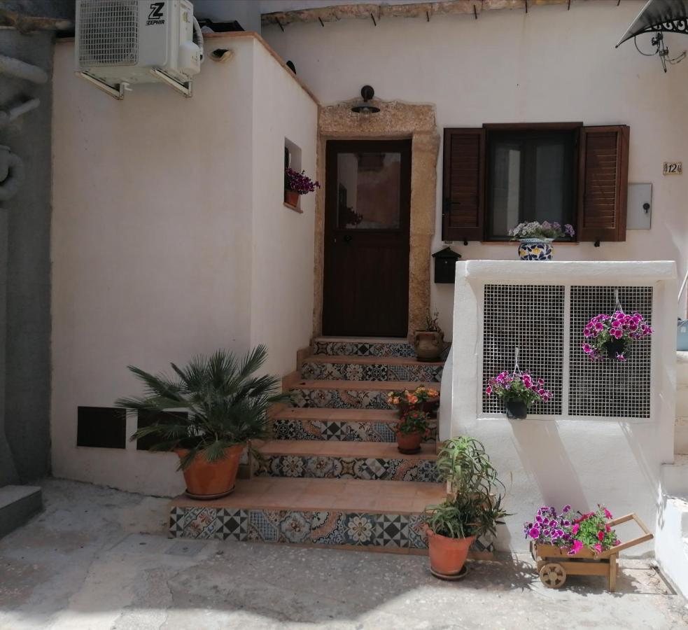Blue Cottage Monolocale Centro שאקה מראה חיצוני תמונה
