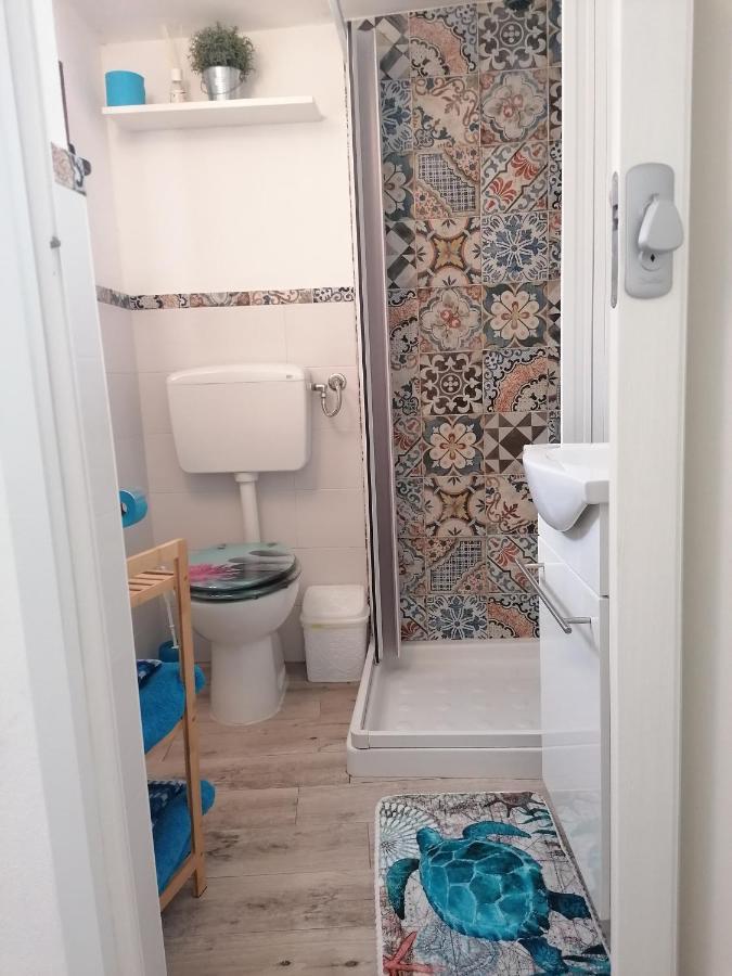 Blue Cottage Monolocale Centro שאקה מראה חיצוני תמונה